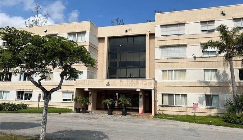 Photo of 14850 Naranja Lakes Blvd #B2L in Homestead, FL