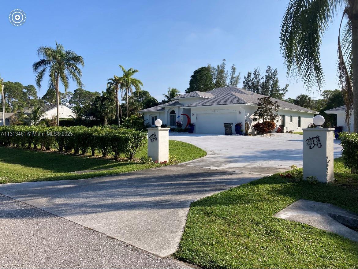 Photo of 8570 Yearling Dr in Lake Worth, FL
