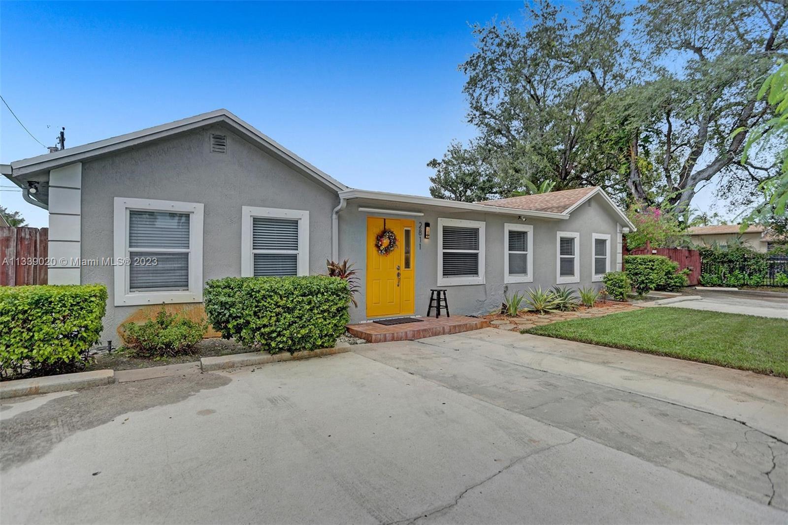 Photo of 2811 NW 88th St in Miami, FL