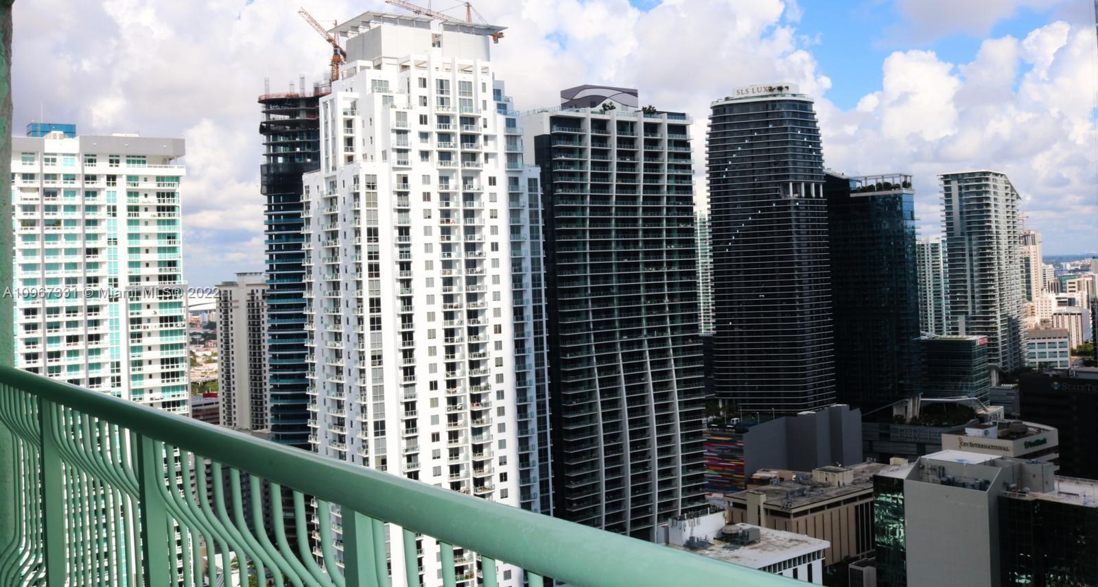 Photo of 1200 Brickell Bay Dr #PH4214 in Miami, FL