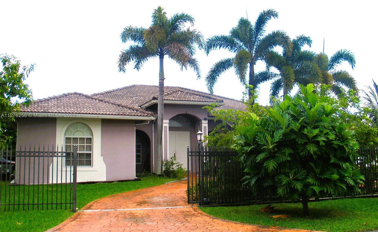 Photo of 28003 SW 165th Ct in Homestead, FL