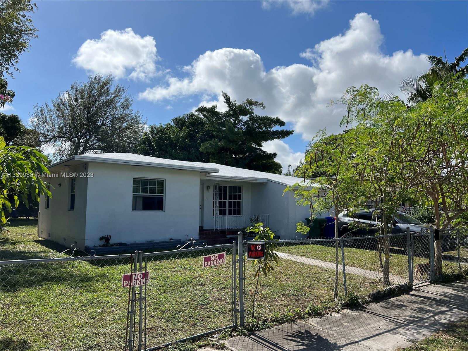 Photo of 40 NW 68th St in Miami, FL