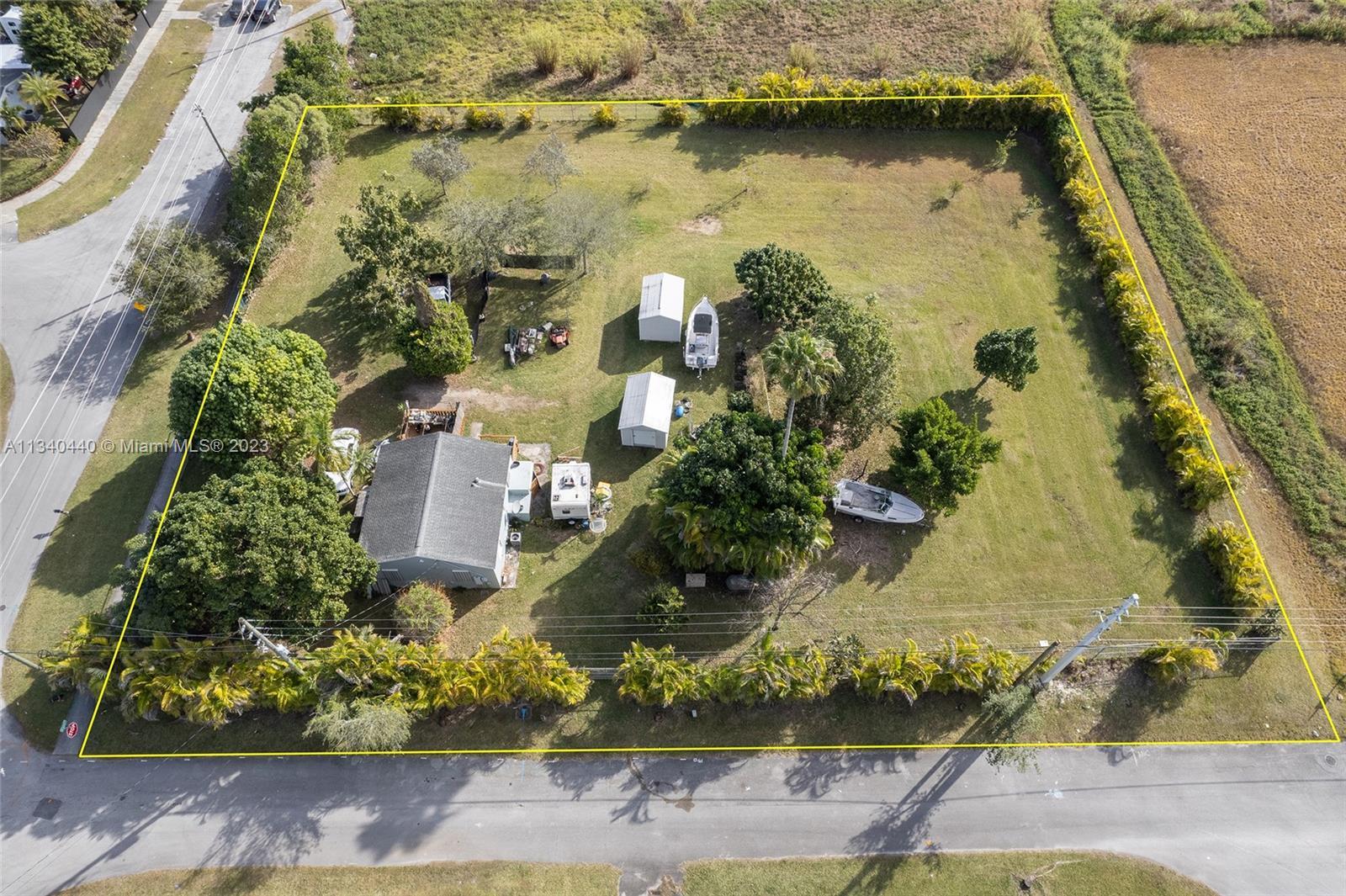 Photo of 15860 SW 304th St in Homestead, FL
