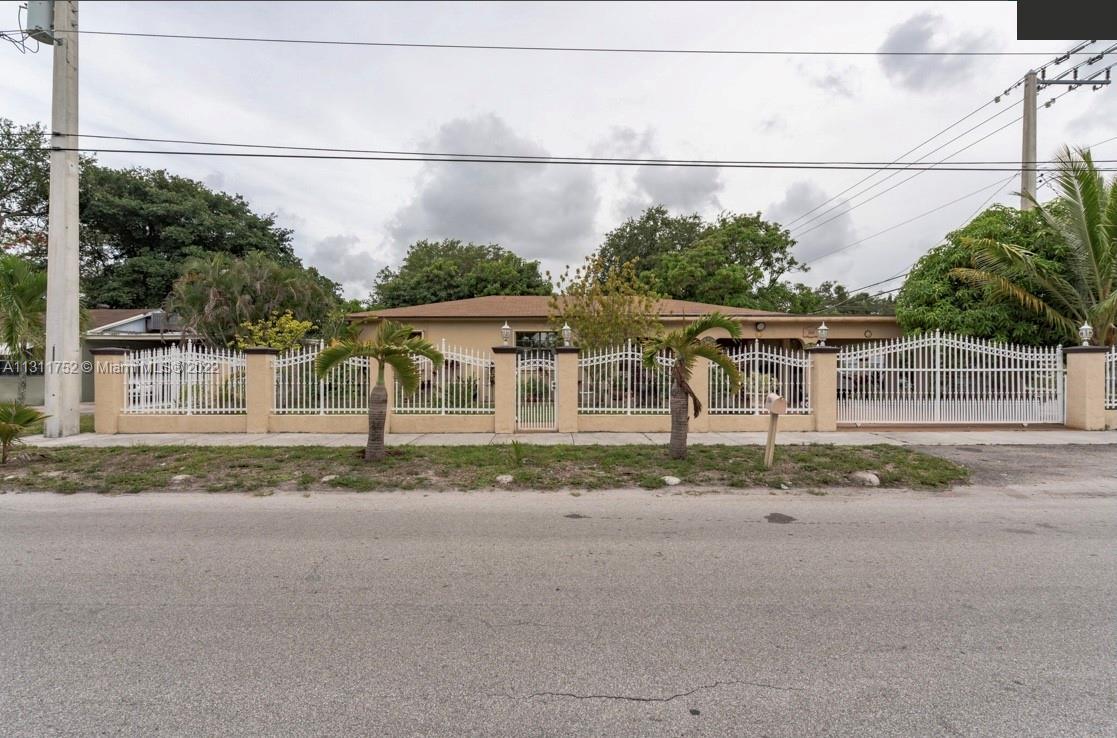 Photo of 2046 NW 92nd St in Miami, FL
