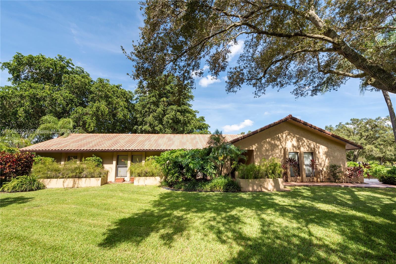 Photo of 2651 SW 109th Ave in Davie, FL