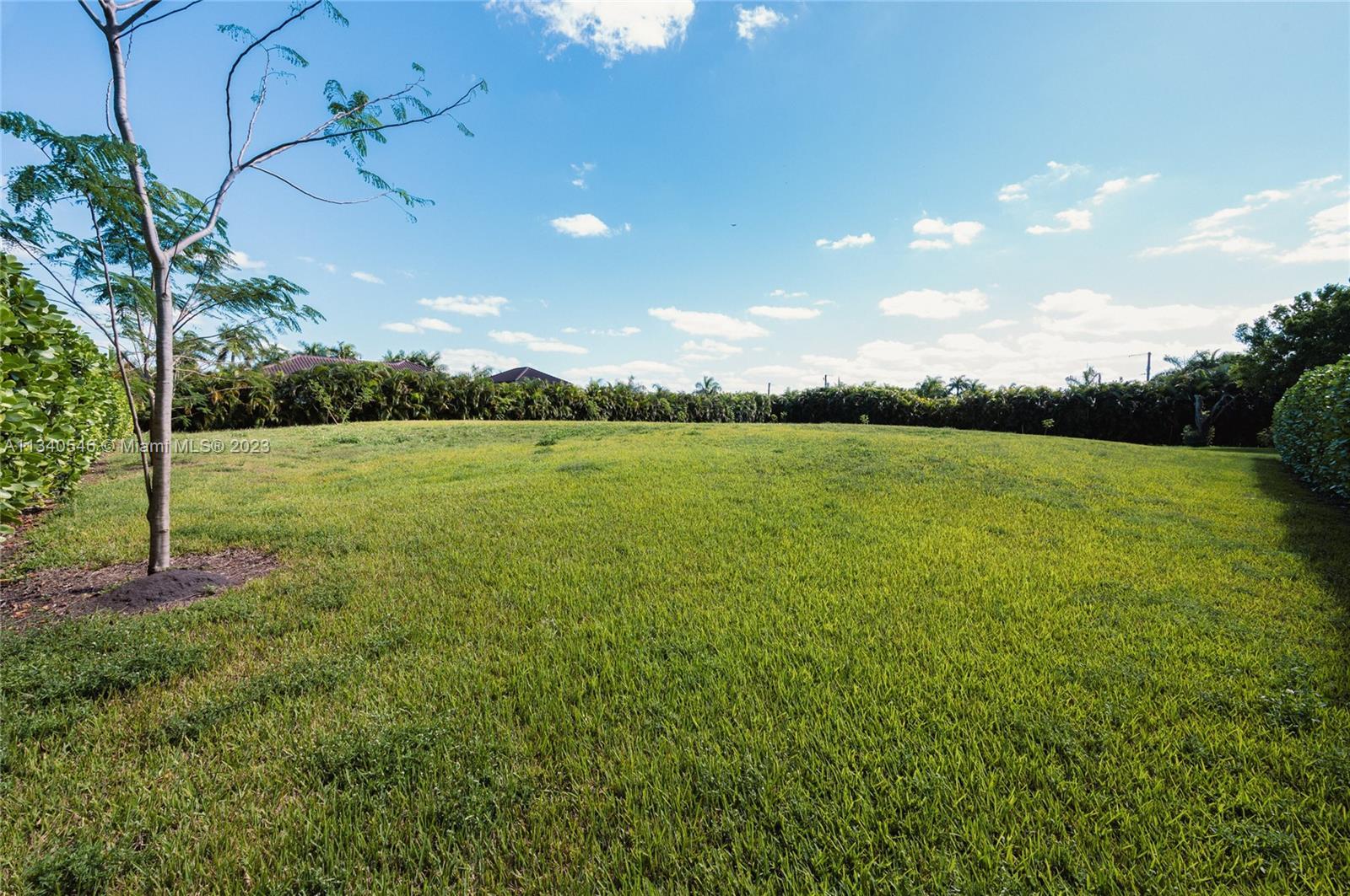 Photo of 15811 SW 54th Pl in Southwest Ranches, FL