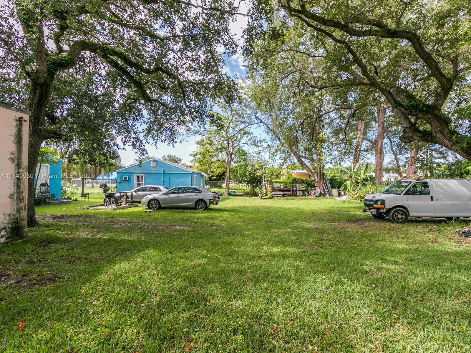 Photo of 7946 NW 12th Pl in Miami, FL