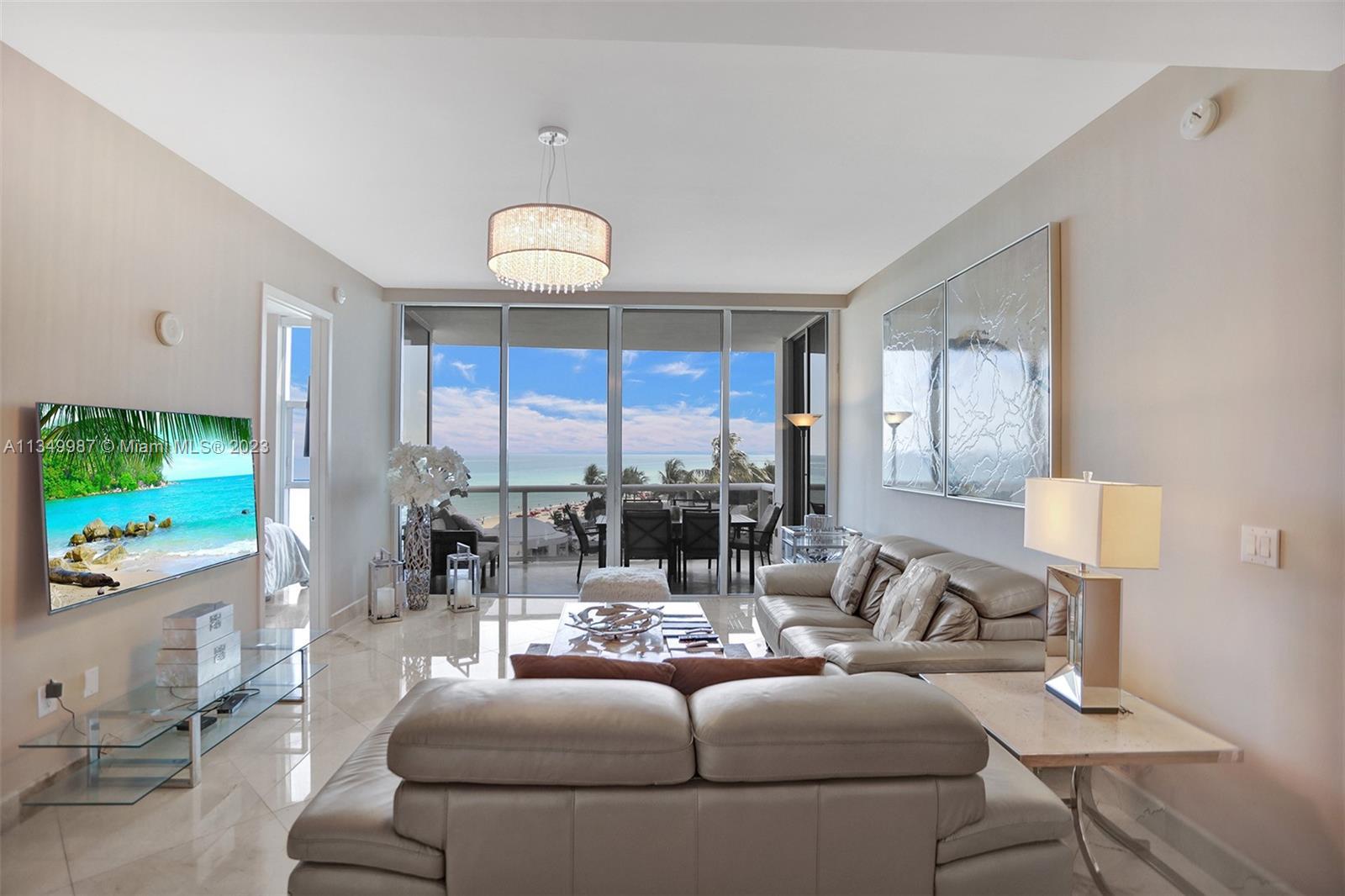 LUXURIOUS 2 BEDROOM 2.5 BATHS  UNIT IN TRUMP PALACE WITH SPECTACULAR DIRECT AND UNOBSTRUCTED BEACH A