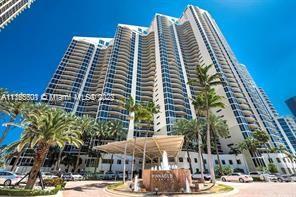 SPECTACULAR OCEANFRONT APARTMENT IN THE HEART OF SUNNY ISLES! FULL 3 BEDROOMS, 3 BATHS, 1,840 SQ FT 