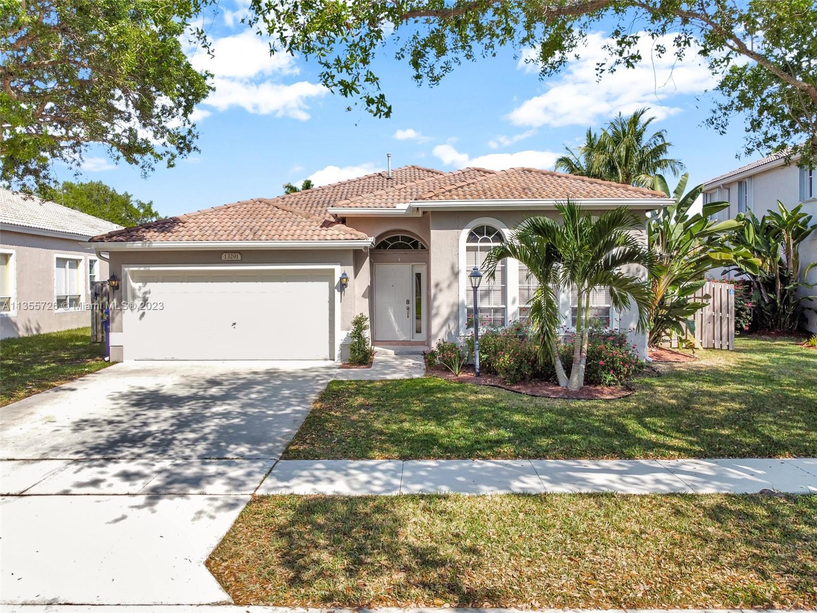 Photo of 13291 NW 18th St in Pembroke Pines, FL