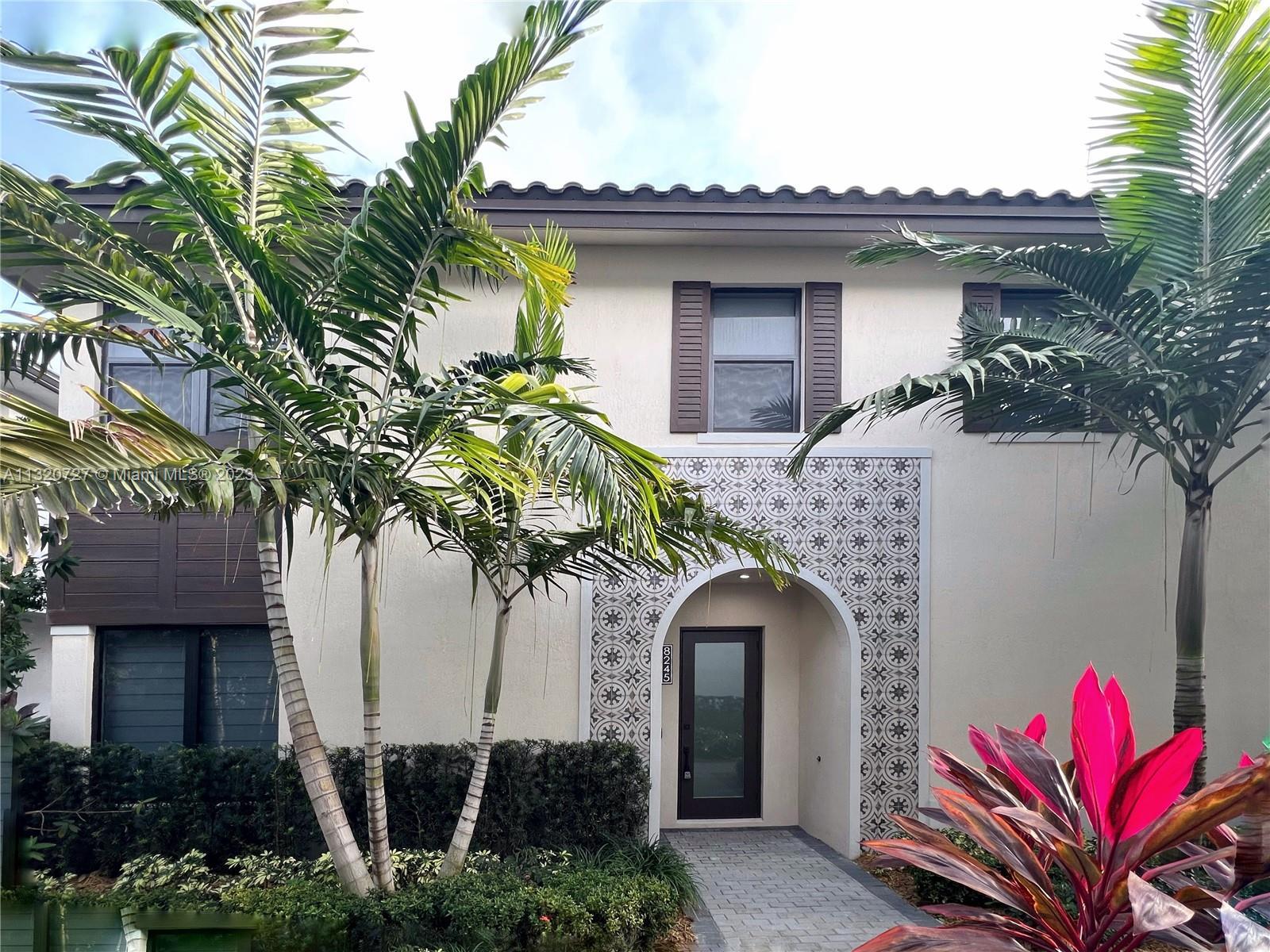 Photo of 8245 NW 44th St in Doral, FL