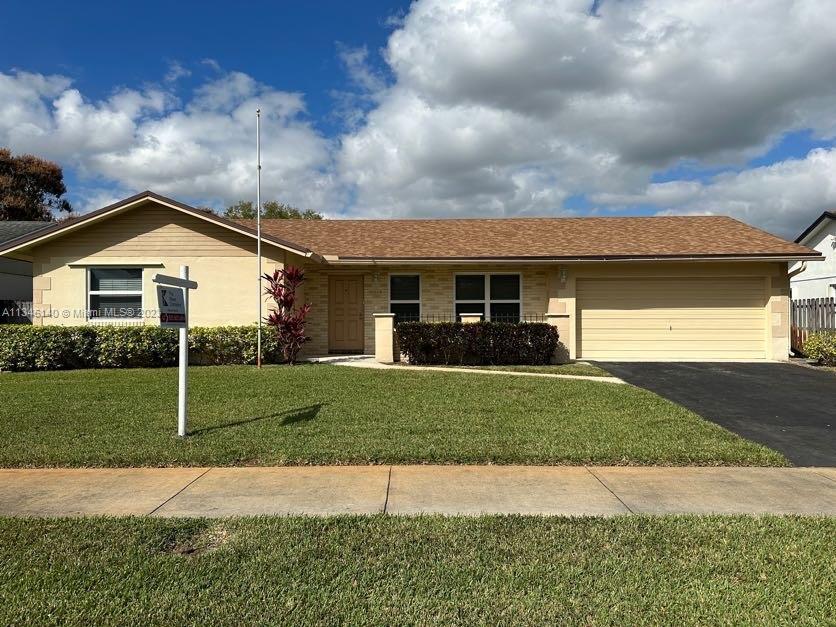 Photo of 5815 SW 117th Ter in Cooper City, FL
