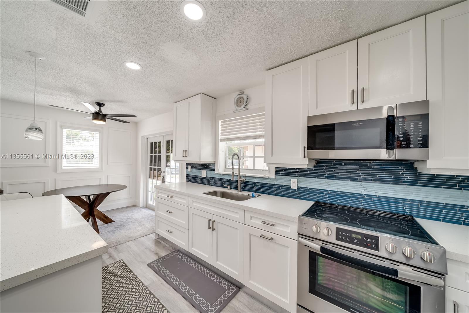 Photo of 5717 SW 38th St in West Park, FL