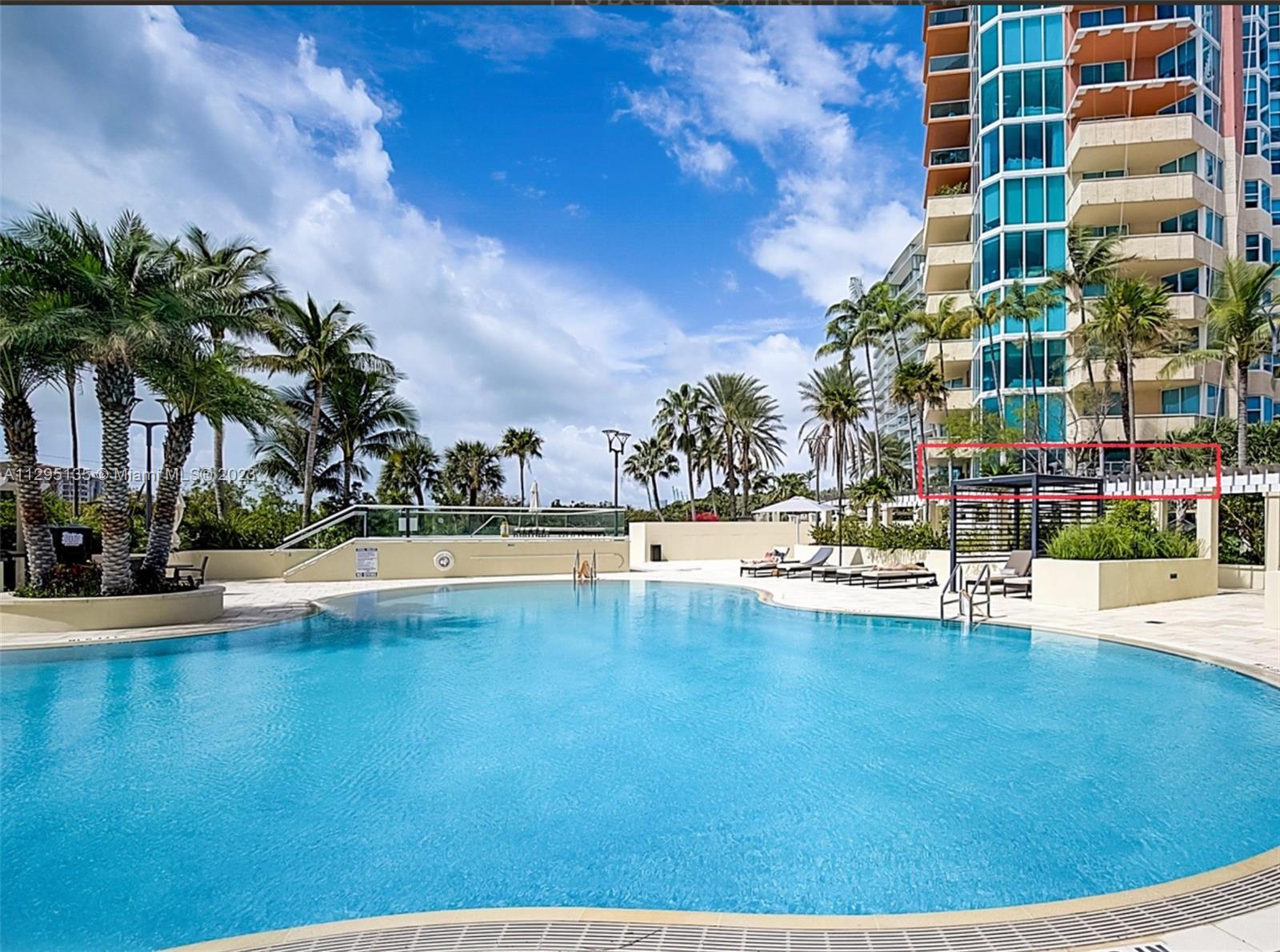 Welcome to Portofino. Located in the most prestigious enclave in Miami Beach's South of Fifth neighb