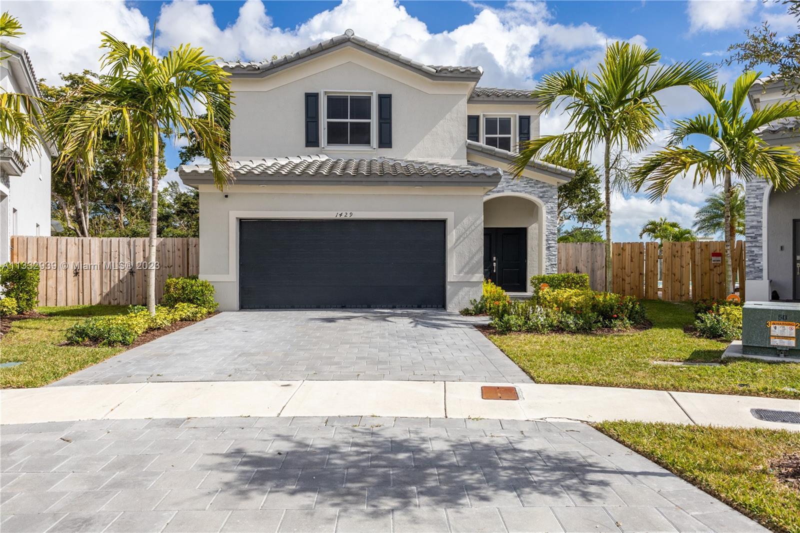 Photo of 1429 SE 27th Ter in Homestead, FL