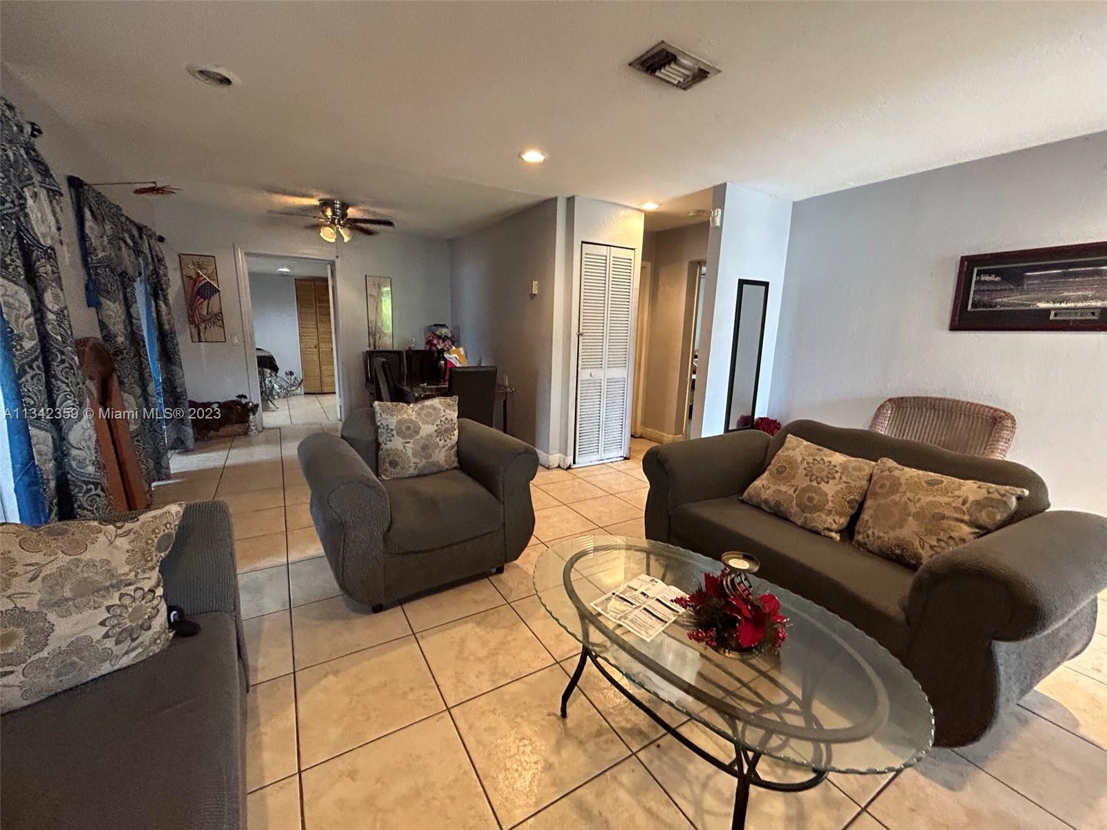 Photo of 13745 NW 3rd Ave in North Miami, FL
