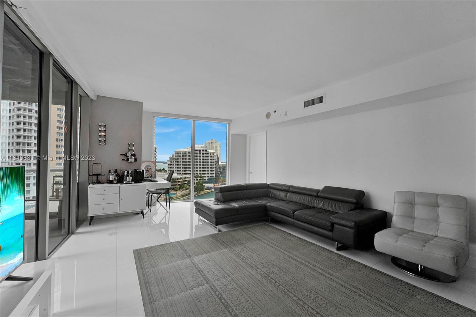 Stunning water views corner unit located in the desired 02 line. spacious floor plan with two beds p