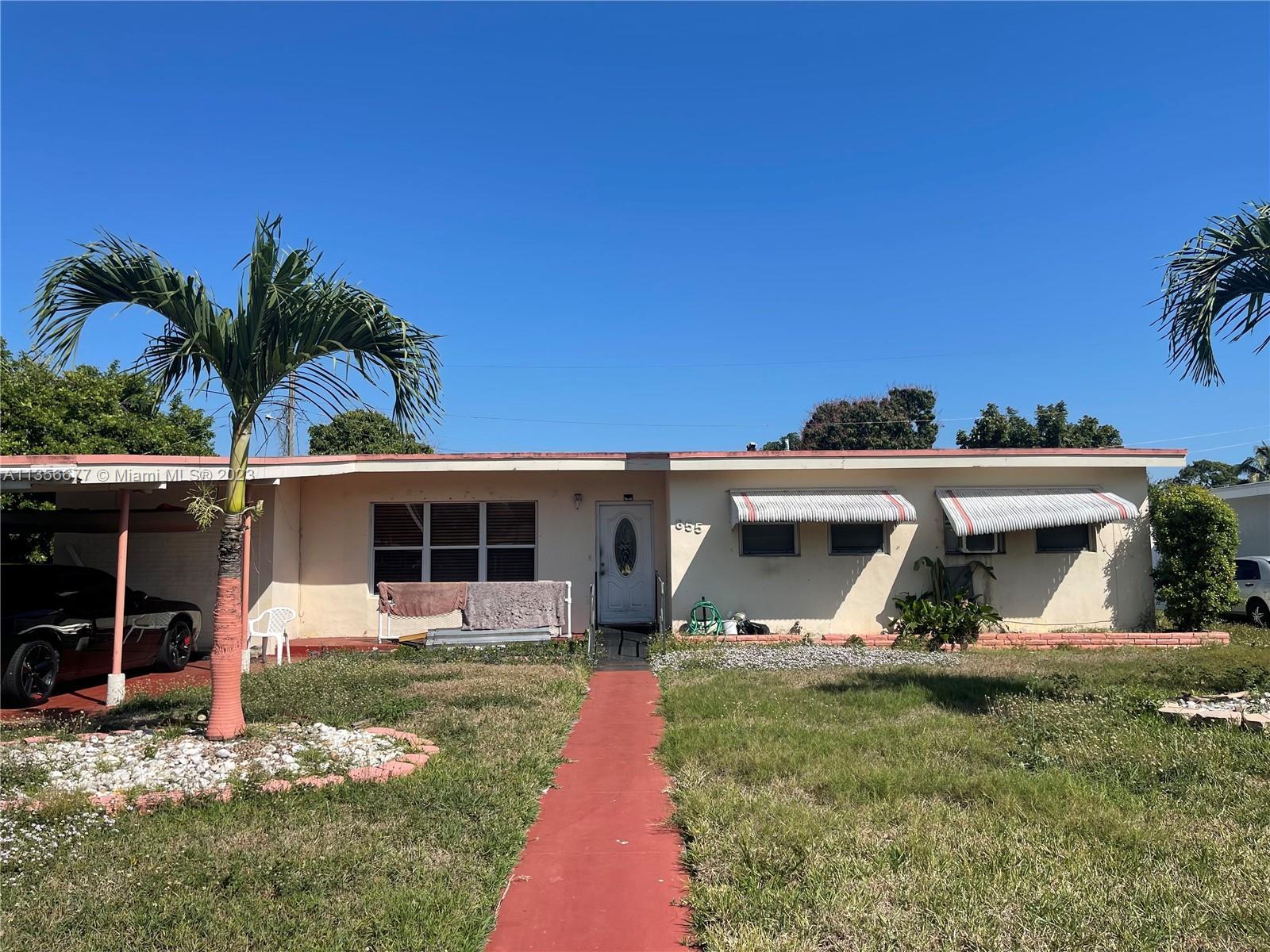 Photo of 855 NW 168th Dr in Miami Gardens, FL