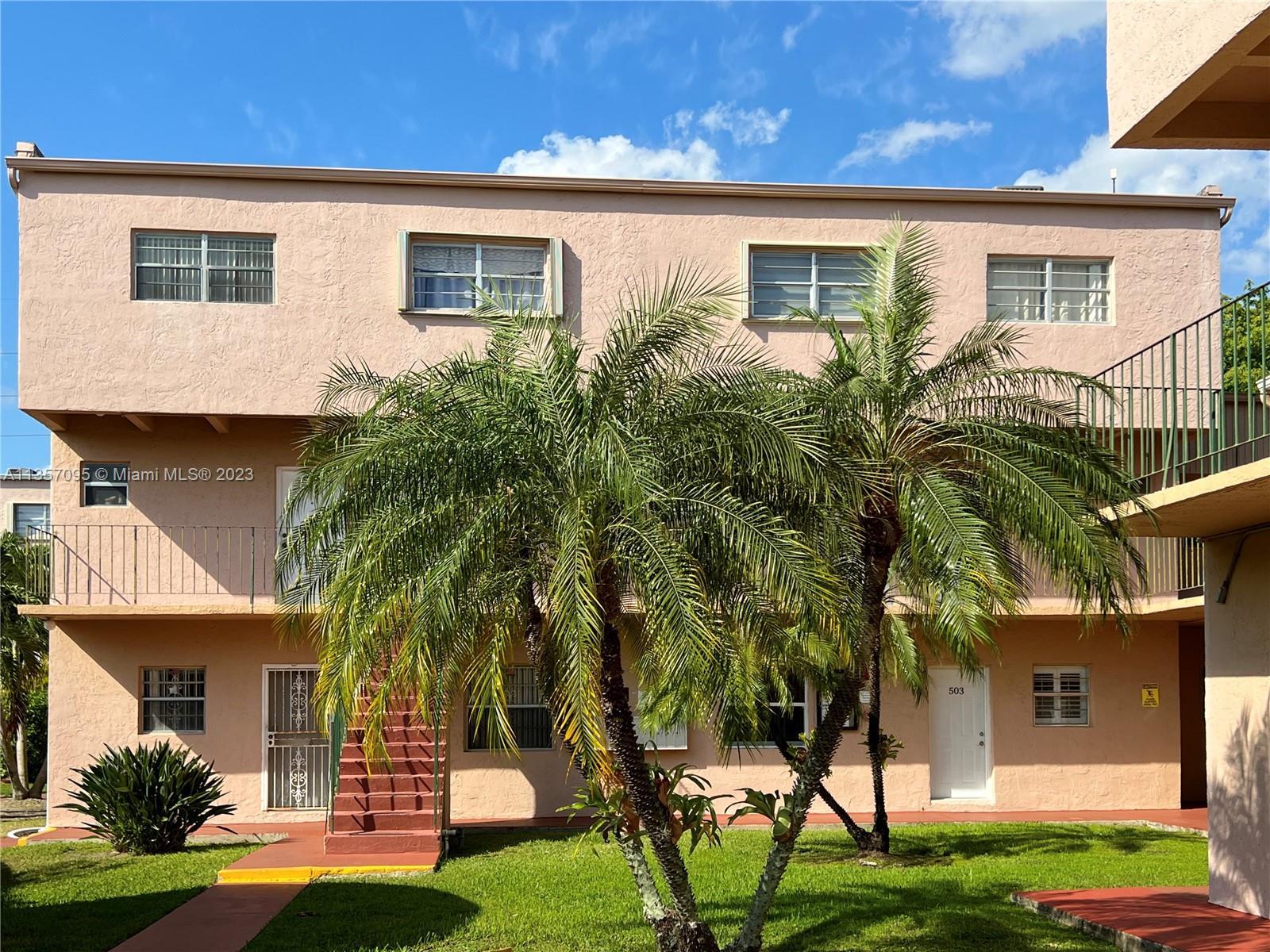 Photo of 810 SW 105th Ave #502 in Miami, FL
