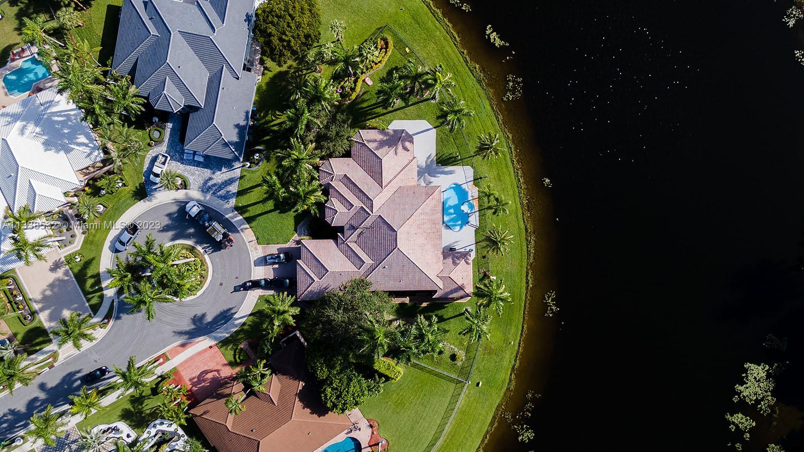Photo of 2534 Poinciana Dr in Weston, FL