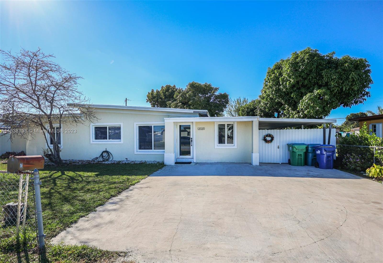 Photo of 12020 NW 20th Ct in Miami, FL