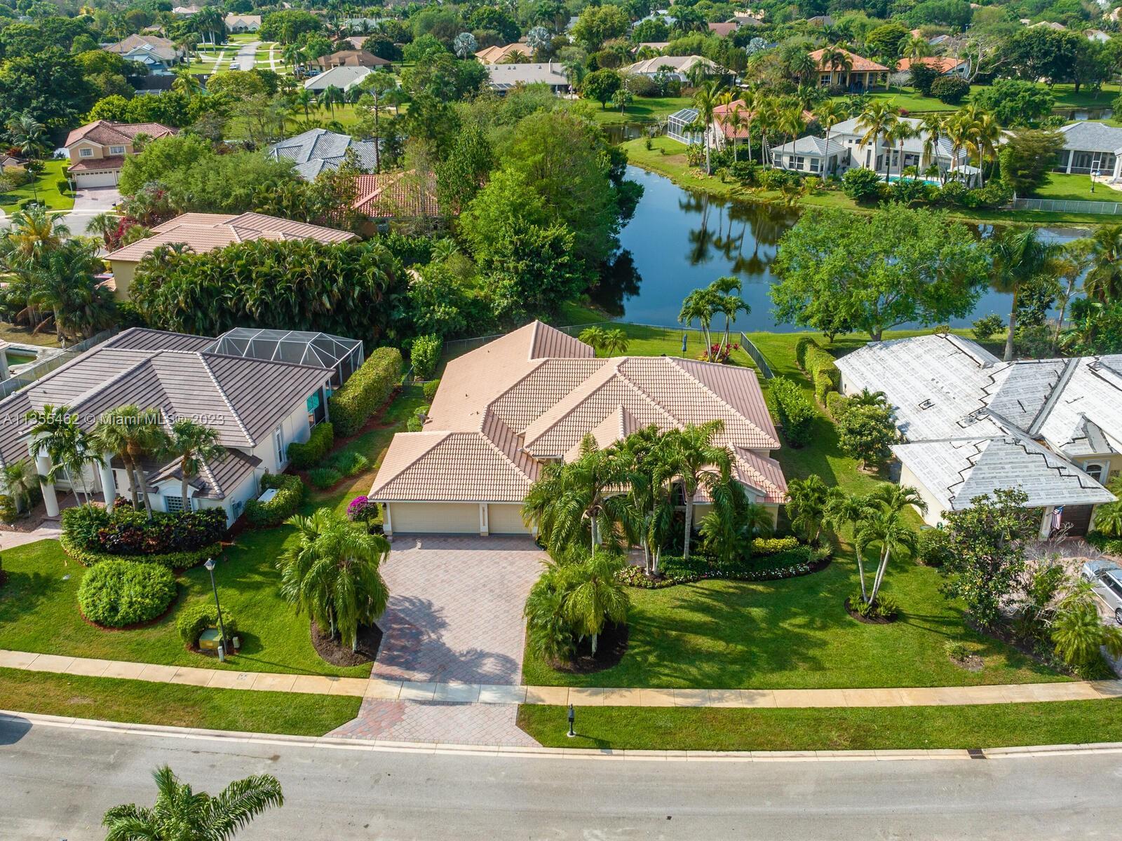 Photo of 15700 Cedar Grove Ln in Wellington, FL