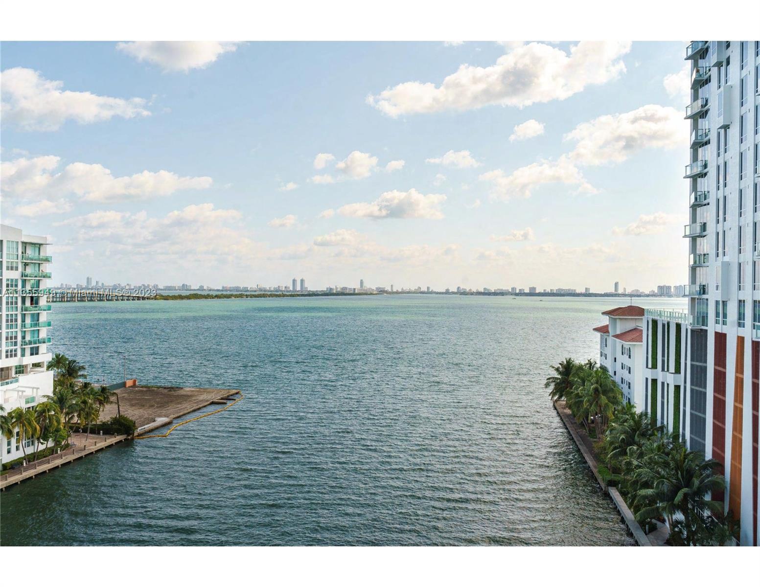 COME LIVE IN THE HOTTEST AREA IN MIAMI, EAST EDGEWATER IN ICON BAY IN THIS SE CORNER UNIT W/ 3/2.5 (