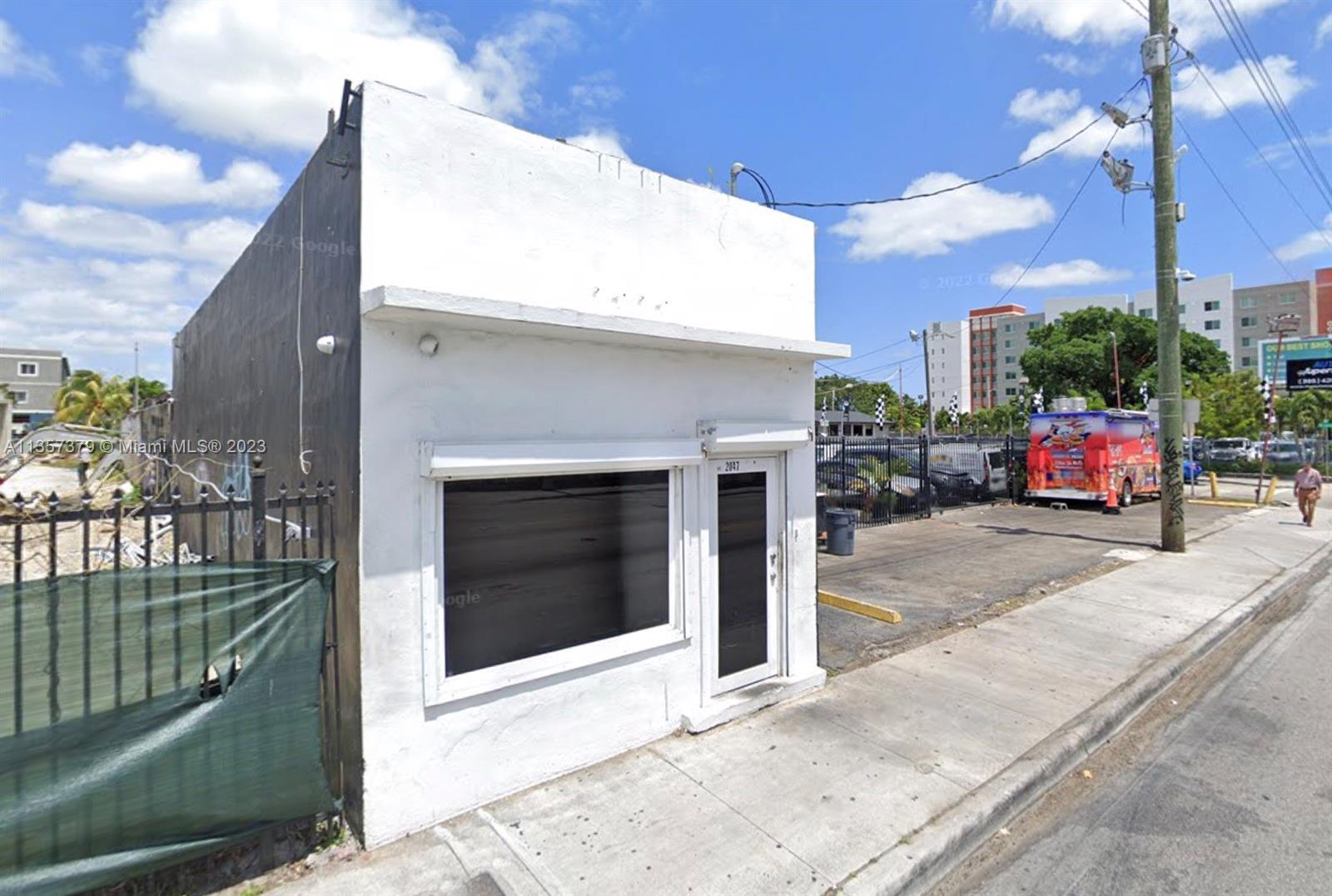 Photo of 2045 NW 36th St in Miami, FL