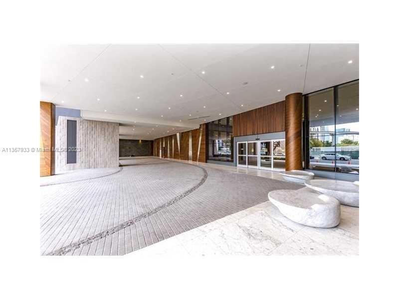 Photo of 68 SE 6th St #3303 in Miami, FL