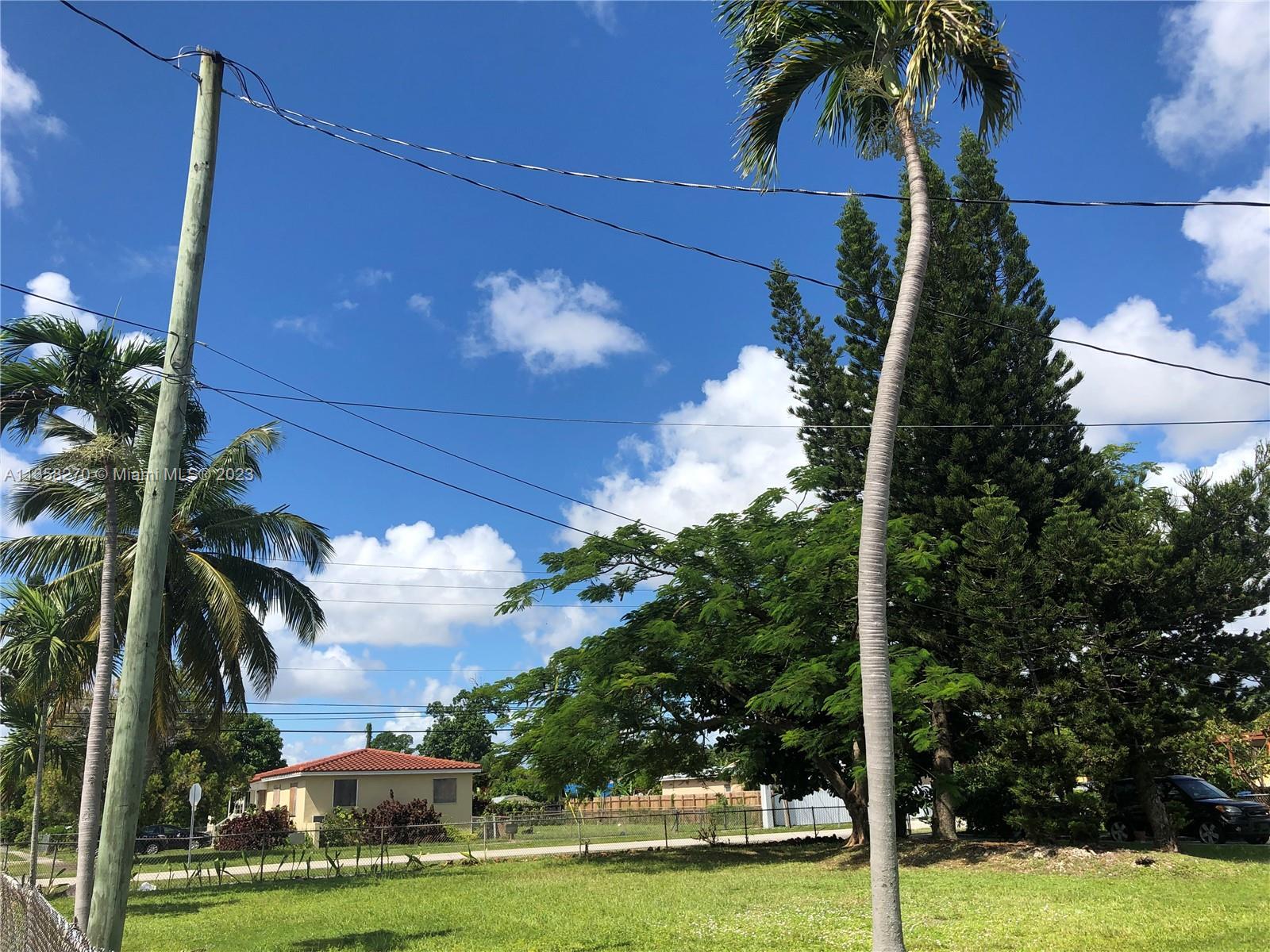 Photo of 225 NE 171st Ter in North Miami Beach, FL