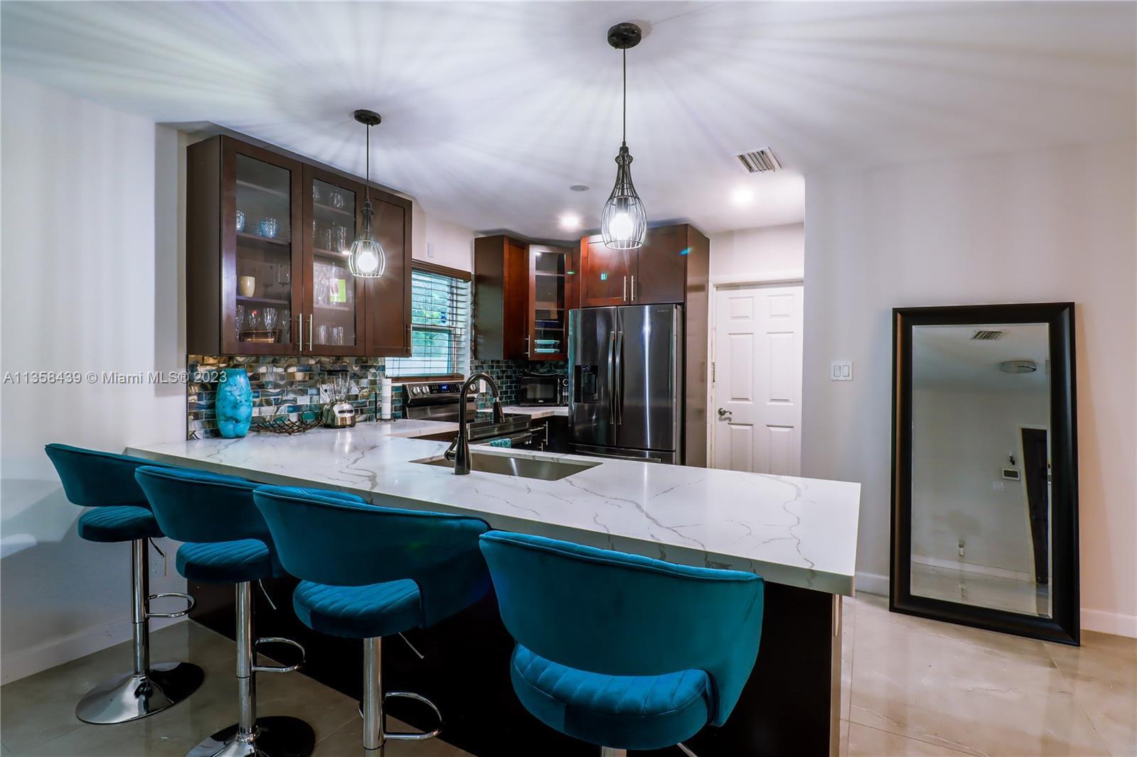 Photo of 15440 NE 13th Ave in North Miami Beach, FL