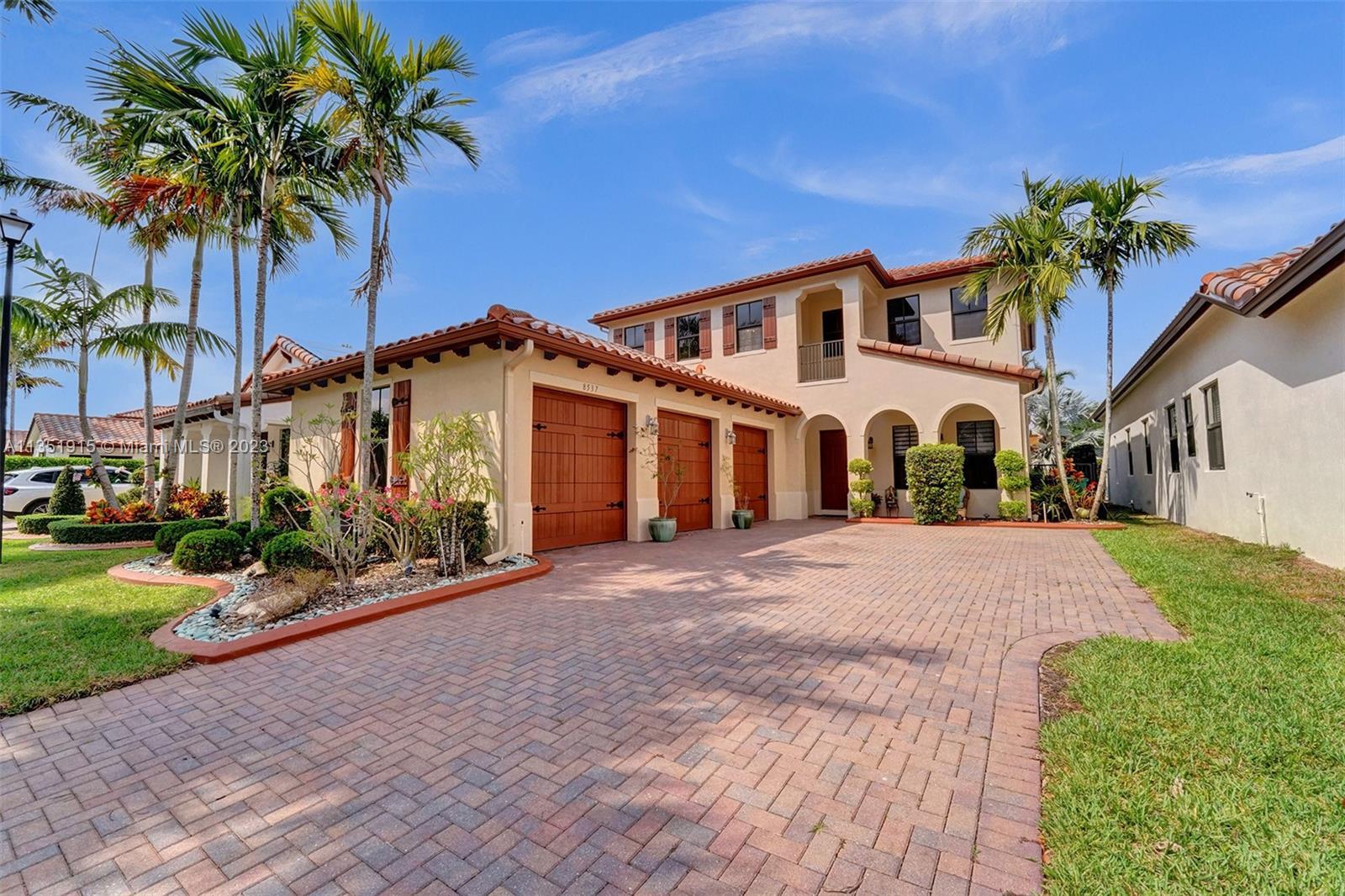 Photo of 8537 NW 41st St in Cooper City, FL