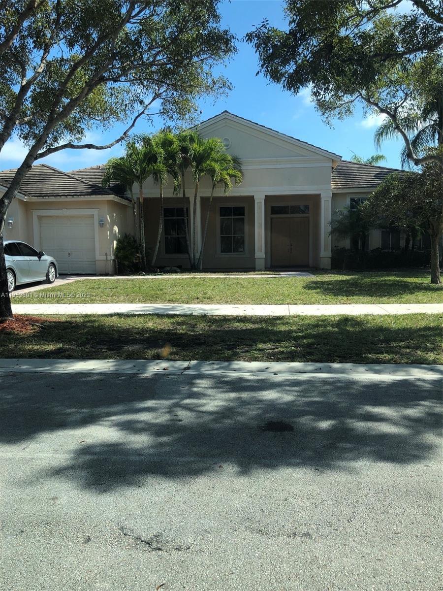 Photo of 4826 Sunkist Wy in Cooper City, FL