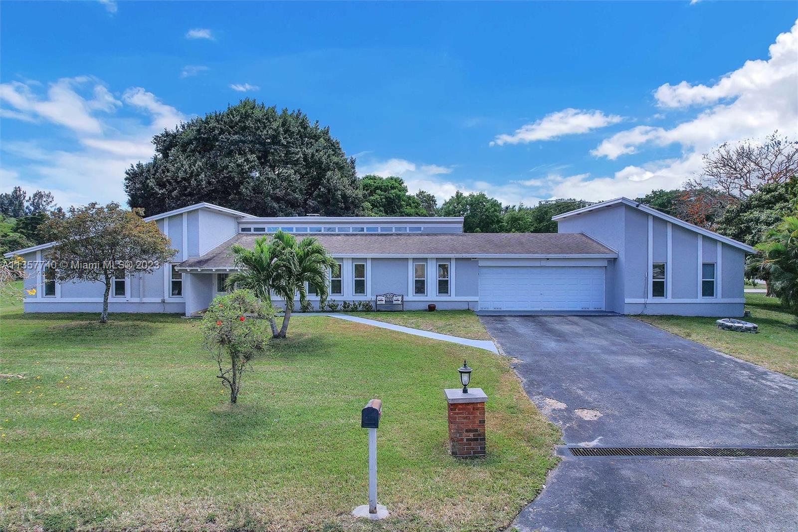 Photo of 14100 SW 27th Ct in Davie, FL
