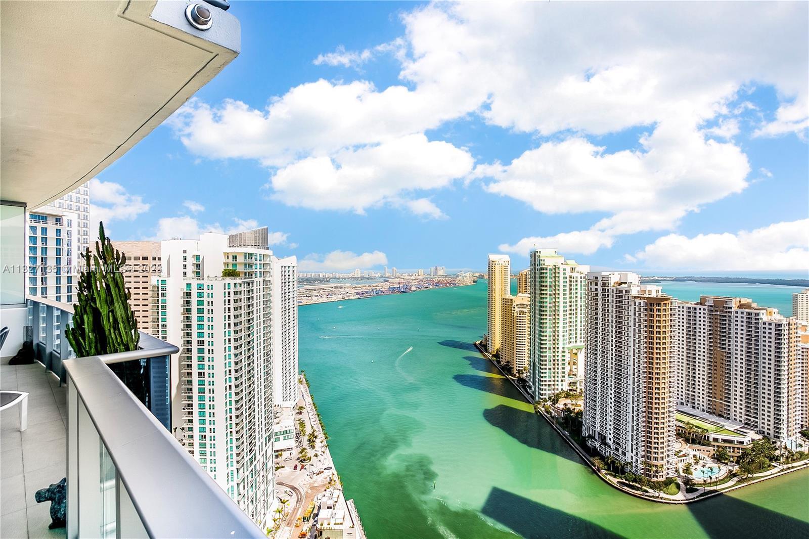 Photo of 200 Biscayne Boulevard Wy #4307 in Miami, FL