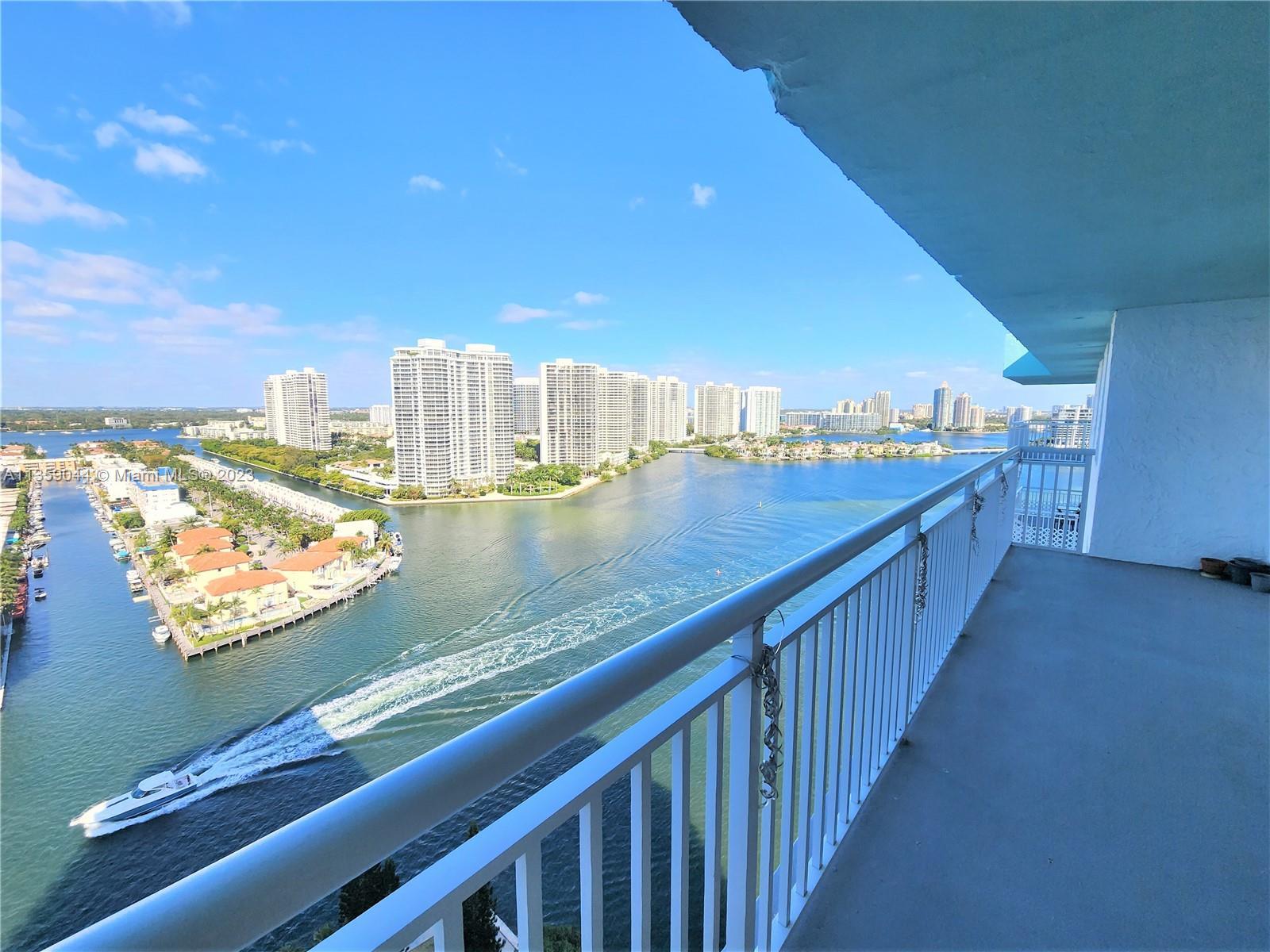 Enjoy the best of both worlds with this incredible penthouse condo - Enjoy breathtaking views and pl