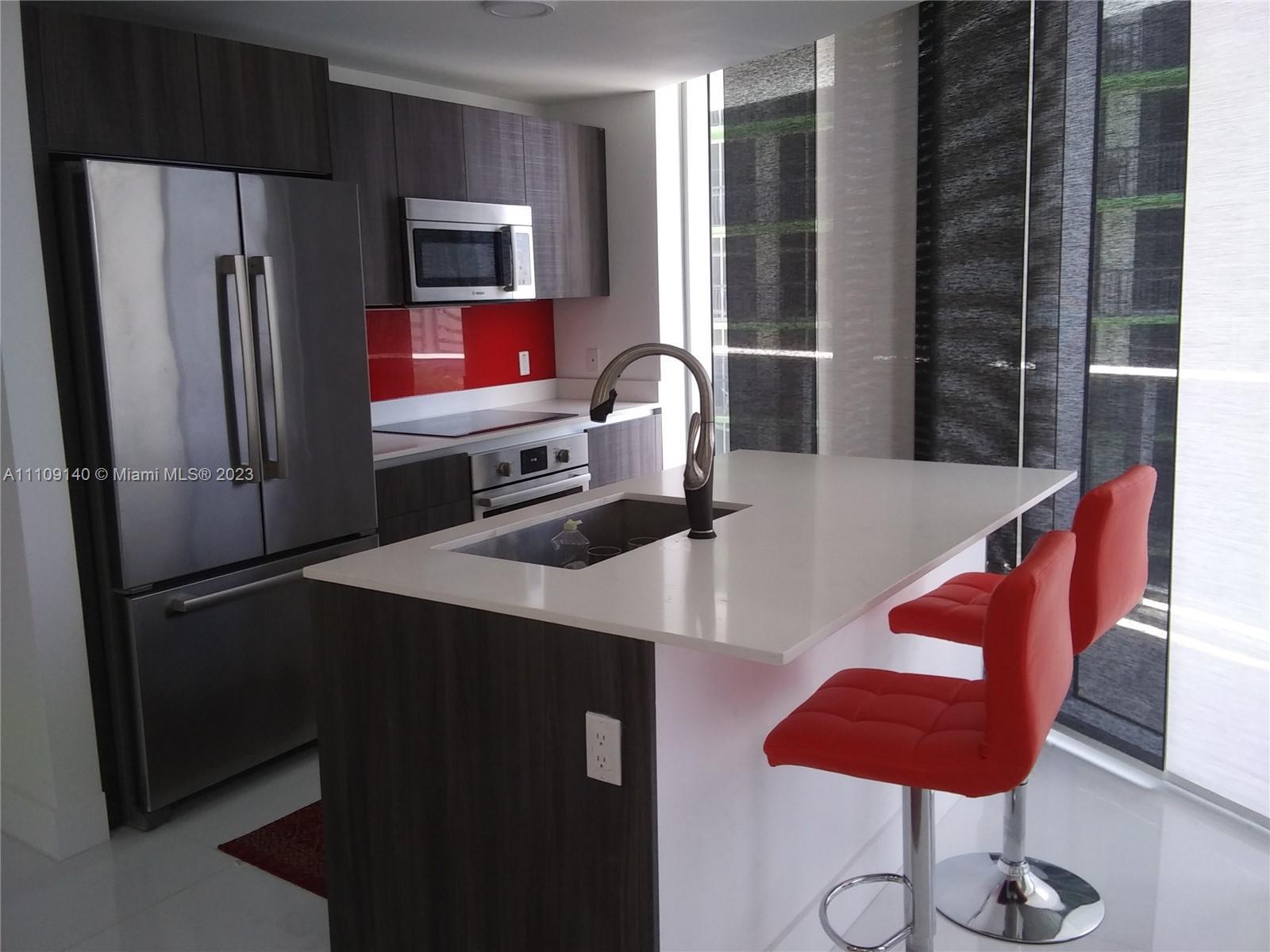 Fully remodeled  corner 2BED/2.5BATH  in one of Miami's most desirable luxury waterfront buildings.R