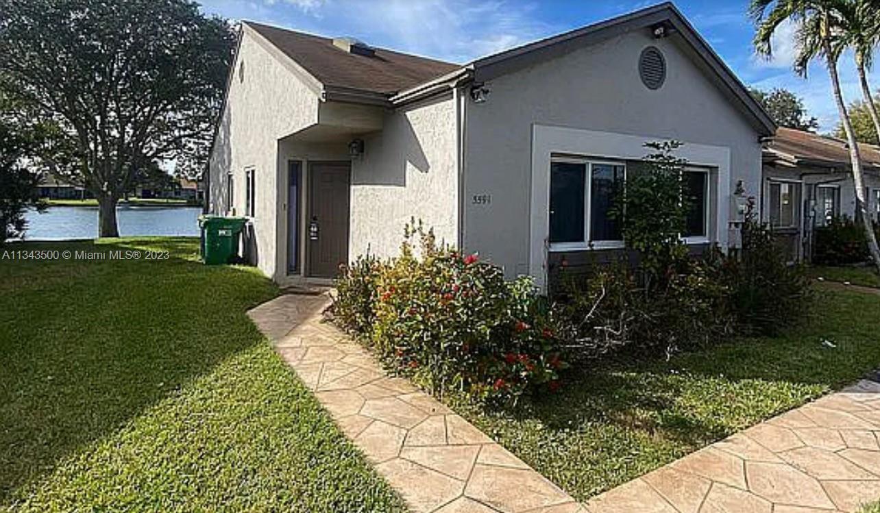 Photo of 5591 Park Rd #5591 in Dania Beach, FL