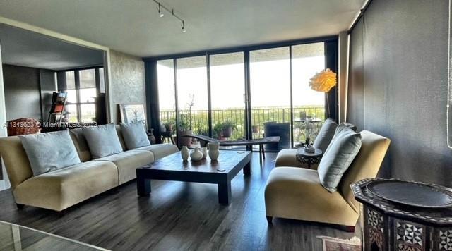 Photo of 780 NE 69th St #1402 in Miami, FL