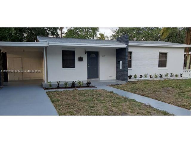 Completely remodeled 4bedroom, 2 bath single family home in Edgewood Fort Lauderdale! INVESTORS This