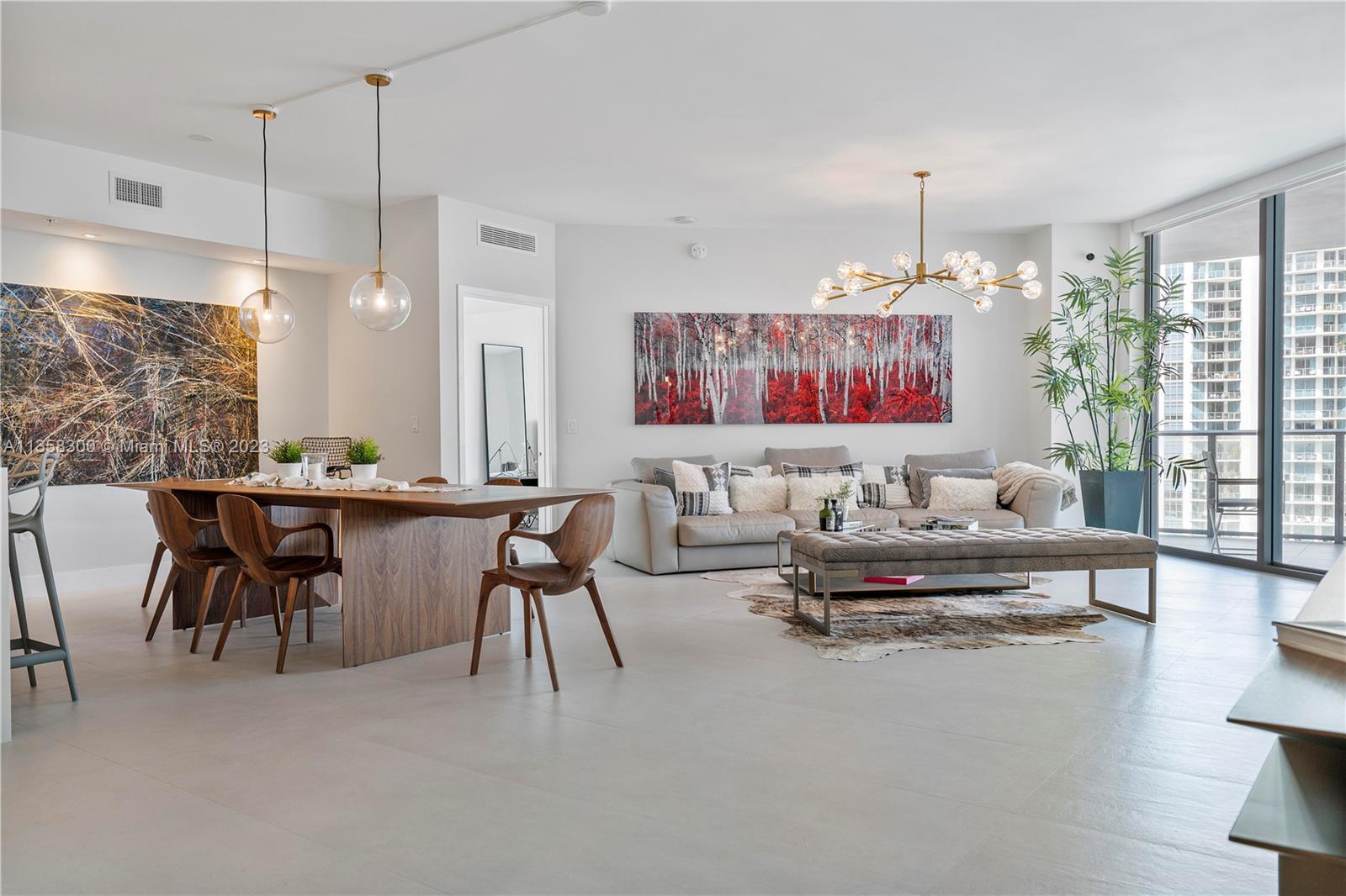 Photo of 17111 Biscayne Blvd #1507 in North Miami Beach, FL