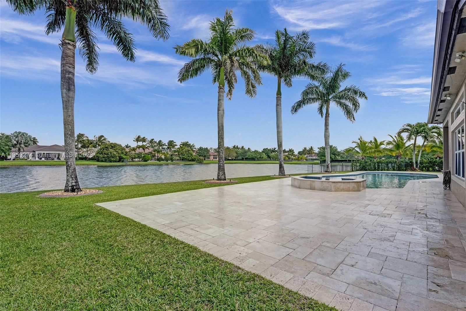 Photo of 15083 SW 38th St in Davie, FL