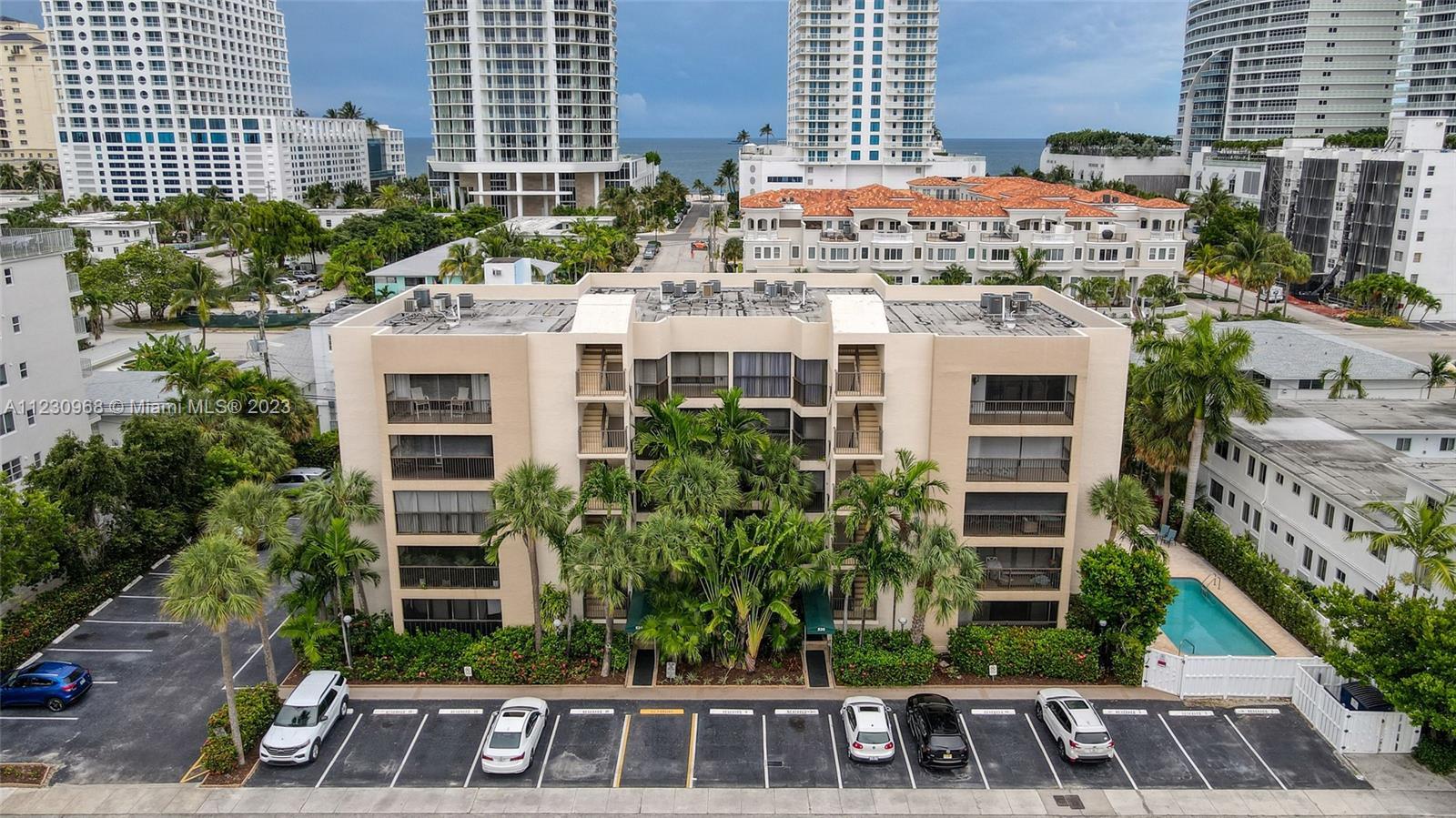 Photo of 520 Orton Ave #403 in Fort Lauderdale, FL