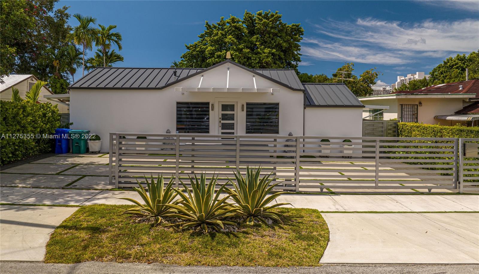 Photo of 3540 SW 12th St in Miami, FL
