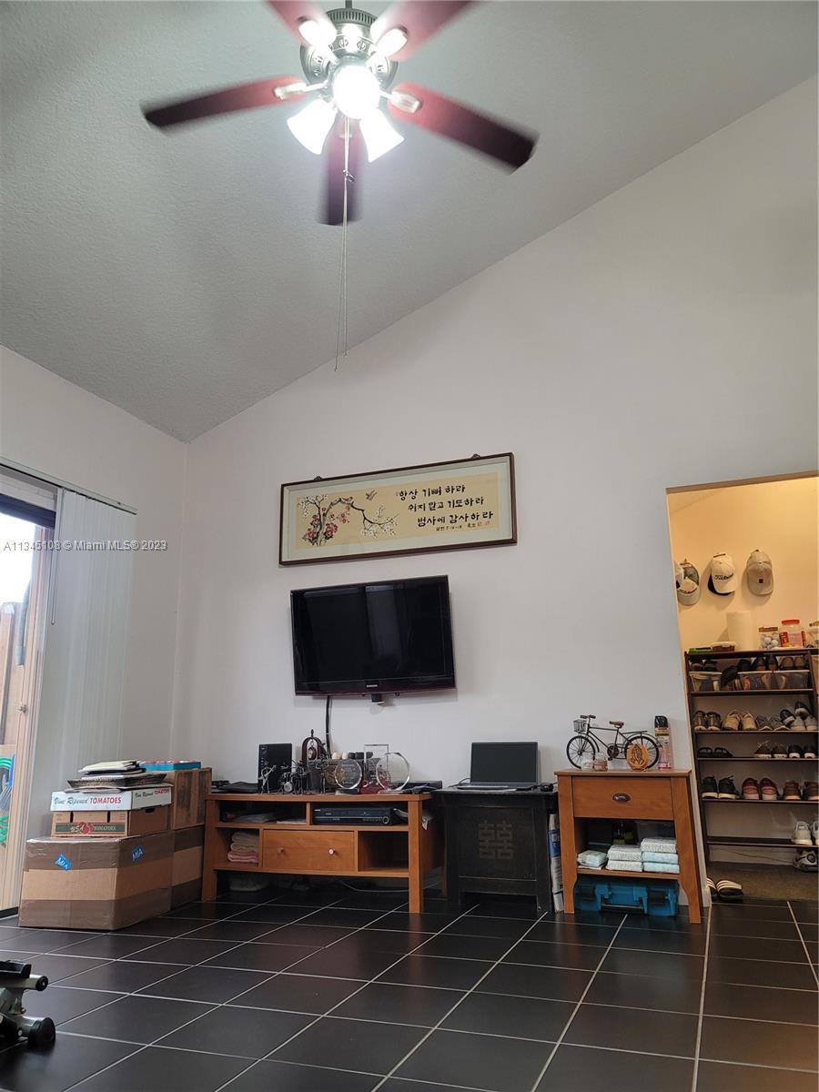 Photo of 4181 S Pine Island Rd #4181 in Davie, FL