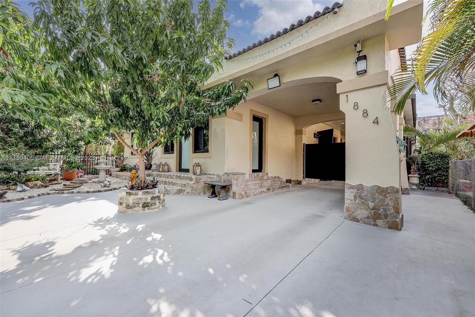 Photo of 1884 SW 10th St in Miami, FL