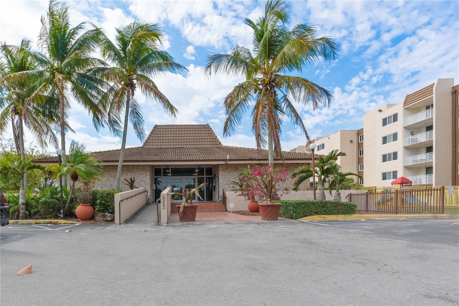 Photo of 6960 Miami Gardens Dr #2-226 in Hialeah, FL