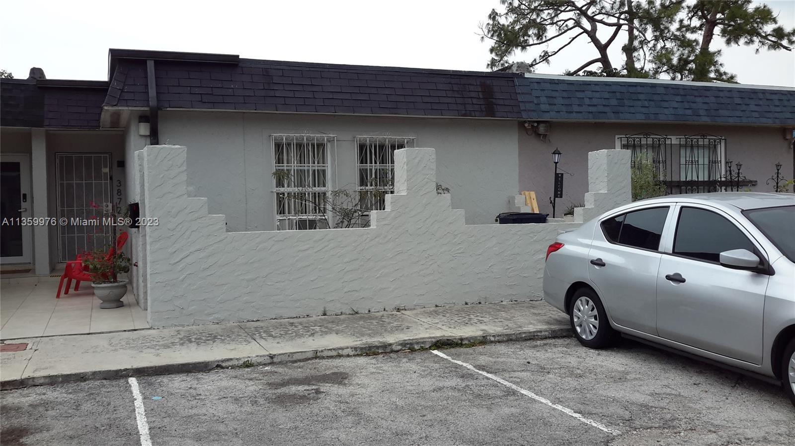 Photo of 3872 NW 207th St Rd #1 in Miami Gardens, FL