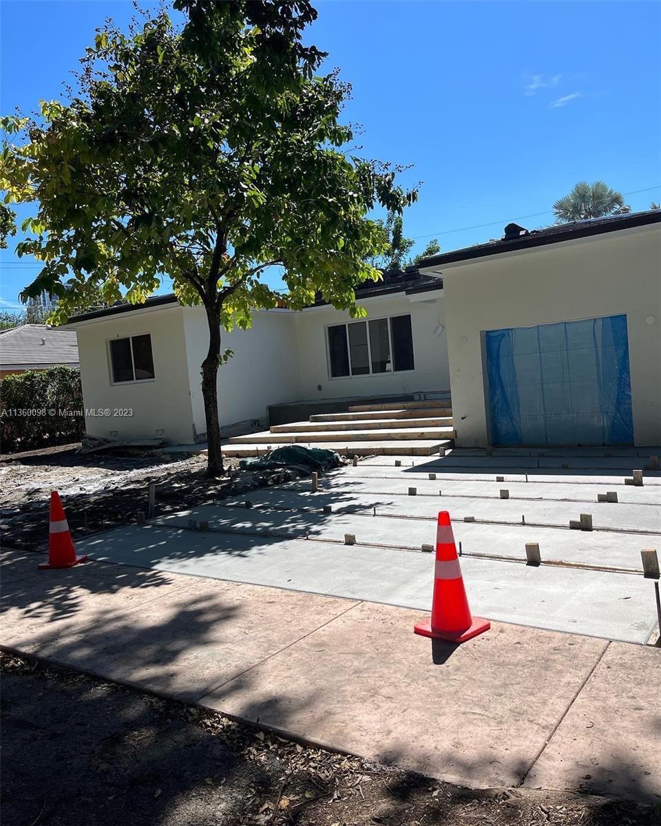 Photo of 306 Fluvia Ave in Coral Gables, FL