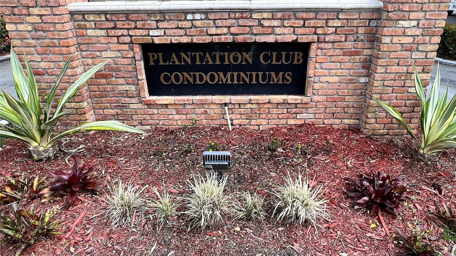 Photo of 6655 W Broward Blvd #200 in Plantation, FL